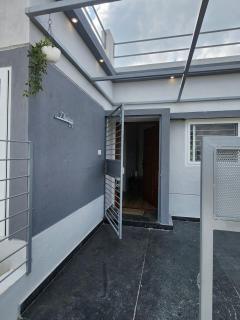 Cozy Urban Retreat Private Villa - Bangalore - 6