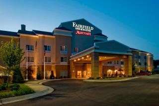Fairfield Inn & Suites Columbus - Columbus - 8