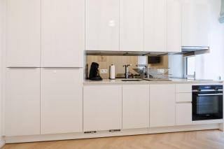 Stylish 1-Bedroom 2-Bath by Canal Minutes from Historic Centre - Wenen - 7