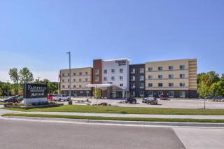 Fairfield Inn & Suites by Marriott St. Joseph - Saint Joseph - 0