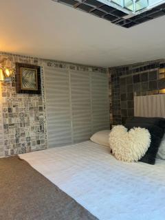 Garden-Goretti House - 1