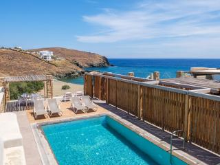 The Mykonist Merchia Beach Villas & Suites - Merchia Beach - 7