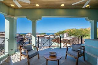 Stunning 3-BD Beachside Home with Small Pool - 0