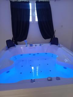 Meteora Grande luxury suite & spa villa - 6