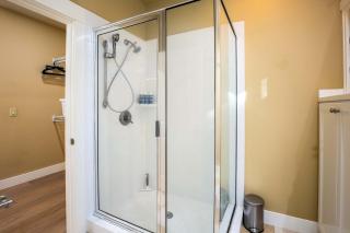 Charming Forest Retreat - Steps from the Deschutes River Trail - 1