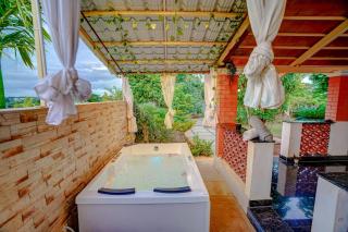 Rosecrest Farmhouse2 AcrePvt PoolJacuzzi - Talai - 9