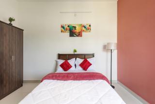 JhilMil Pool Villa by StayJade 2BHK Lawn - Hosur - 9