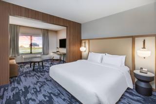 Fairfield Inn & Suites Houston Memorial City Area - 4