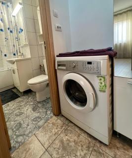 11 Venturo Mioriței Confortabil cu Wi-Fi și Check-in Ușor - Bacău - 1