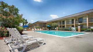 Ramada by Wyndham Savannah Gateway - Savannah - 7