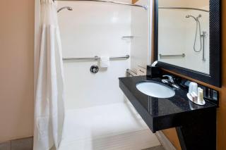 Fairfield Inn and Suites St Petersburg Clearwater - 2