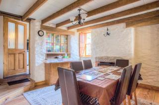 Mona's Cottage - Private Parking, Sea Views, Garden & Close To Harbour & Beach - 6