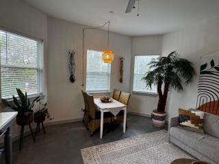 Elizabeth Manor in Downtown Huntsville - 8