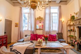 One of a kind home with NYC views - 8