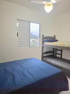 Ap 350 a pé praia Perequê Mirim, Santa Rita, Enseada, a 5 minutos de carro Lamberto, Lázaro e Domingas Dias - 3