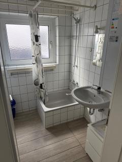 Zentral gelegene Wohnung nahe Flughafen und Messe - 1