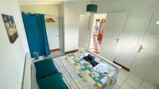 Au vent des Alizés, 2 chambres et 2 salles de bain à 2mn à pied de la plage - Deshaies - 2