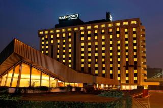 Four Points by Sheraton Padova - Padova - 0