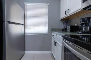 Cozy Family 3BR Townhouse Perfect Stay for 6 Guests - Kissimmee - 9