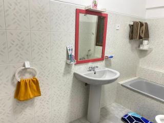Quartos privados em uma casa comum - Lubango - 6