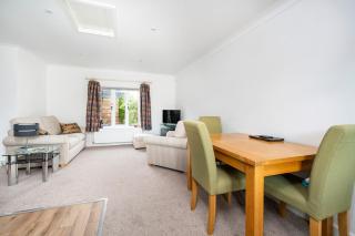 East Wing at Champaignes Toft, Mendlesham - 7