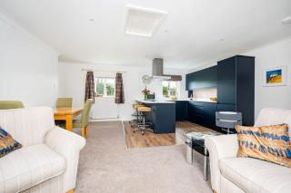 East Wing at Champaignes Toft, Mendlesham - 6