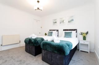 Cosy House - Stanstead Airport - 9