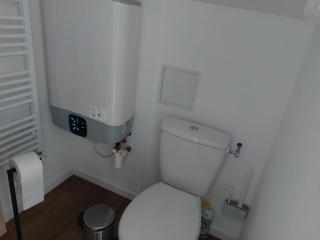 Sous les toits - Wi-Fi - TV - Dijon - 6