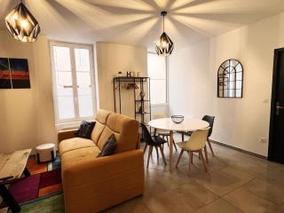 Agen hyper-centre avec garage securise - 0