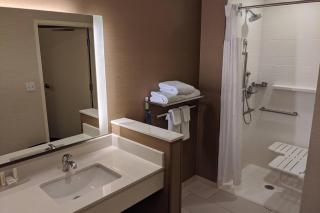 Fairfield Inn & Suites by Marriott Phoenix Tempe/Airport - Tempe - 1
