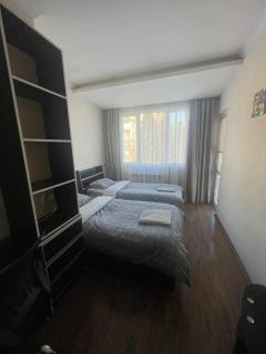 Apartment Kostava str with free parking - Tbilisi - 1