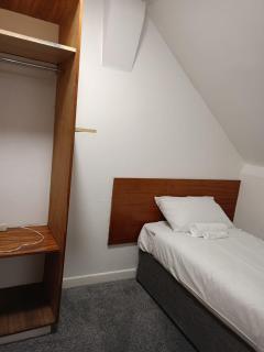 Oaklands - Cork - 7