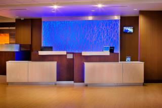 Fairfield Inn and Suites by Marriott Monaca - 8