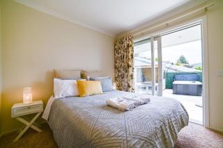 Ohana Tekapo Vista - 3BR Hot Tub & Stunning Views - Lake Tekapo - 5