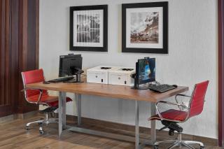 Four Points by Sheraton Edmonton West - 1