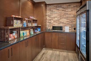 Four Points by Sheraton Edmonton West - 2