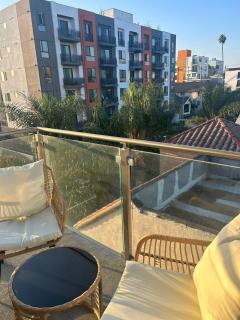 Elegant Retreat in the Heart of LA, Discover Your Lavish Hideaway - Los Angeles - 9