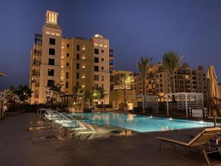 1 Bedroom Apartment with Burj AlArab View from your Balcony R507 - 4