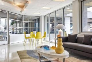 Cozy Suite at Towson Center - 4