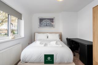 3 Bed House with King Size bed near Uni and QMC - 7