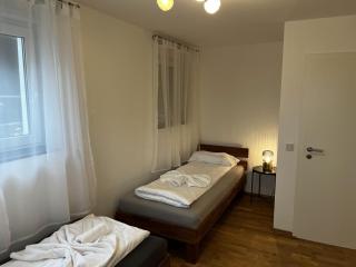 Cozy Two-Bedroom Apartment with Free Parking - Odenthal - 5