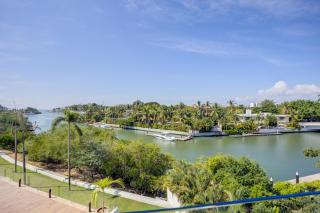 Altamar Canal View Condos - 1