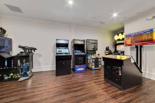 BeachClub-C807-Beachfront-Condo - Gulf Shores - 3
