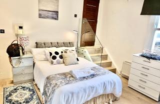 Entire Studio in Central London - London - 0