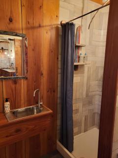Driftwoodlodge - - 4