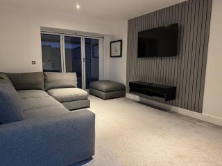 Jessup Cottage Worsley Village - Manchester - 9