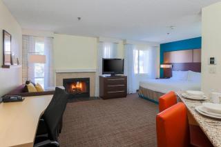 Residence Inn Bakersfield - Bakersfield - 3