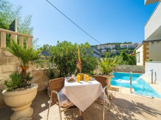 Apartments Aura - Comfort Studio Apartment 4 with shared swimming pool - 7