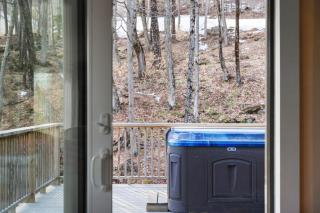 The Navillus House with Hot Tub, Slopeside, Ski On Ski Off, Air Conditioning - Killington - 8