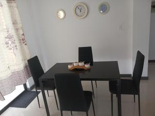 Casa en la Mitad del Mundo 3 habitaciones, a 5 minutos de Unasur, agua caliente - 7